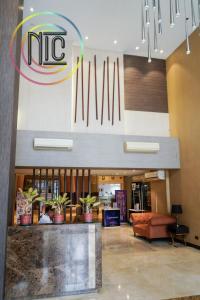 Cozy 2BR UnitN Free Pool Gym with Karaoke Netflix