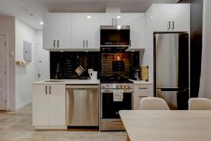Elegant Living 3 BR Apt in Plateau MTL ZJ4