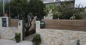 panos luxury apartment - 卡特罗斯