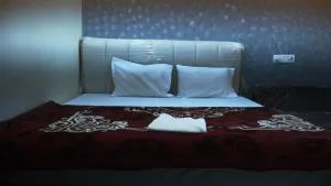 Shri Ayodhya Palace - Basti