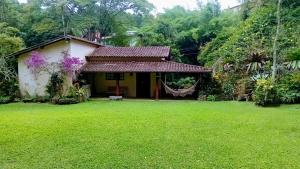 Casa Jardim Cachoeira Privativa no Cascatinha
