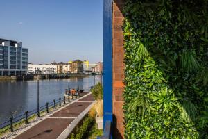 Belfast Quarters Riverside