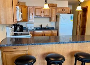 Bull Frog Bay #2 - Downtown Minocqua