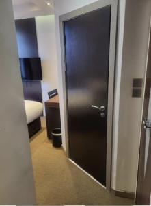 Central boutique room 201