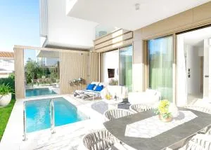 Glorious family villa Turanj - 图兰杰