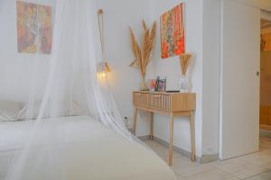 Appartements Studio charmant a Moustiers au coeur du village : photos des chambres