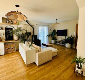 Maisons de vacances Villa avec piscine proche de la plage : photos des chambres