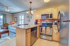 Driftwood Villa 101 by Carolina Beach Realty