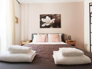 LAVINIA VATICAN HOME