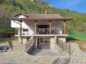 Къща за гости Брязово - تيتيفين