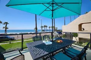 Ocean View with Large Balcony, Air Conditioned - Oceanside
