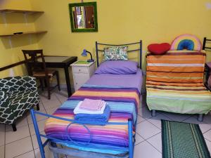 Bed-Letto-Cama in Shared Room Camera Condivisa