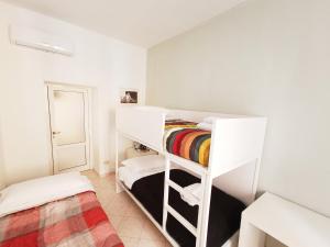 LAVINIA VATICAN HOME