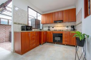 Great family home near the stadium and beautiful neighborhood