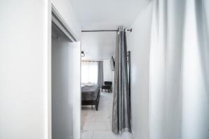 Space Needle Downtown Modern Top Story Penthouse