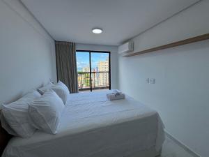 Apto com quarto e sala super varanda e vista AH705