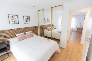 Amplio piso recién reformado