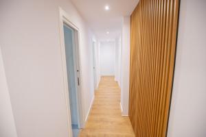 Amplio piso recién reformado