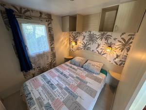 Chalets Chalet de jardin, piscine : photos des chambres