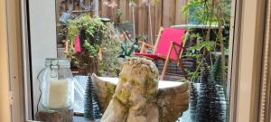 Appartements PARIS AUTHENTIC HOUSE, basement with Nice green courtyard : photos des chambres