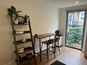 Zone 1 Bright and Modern 3 Bed Apt Hyde Park Central London