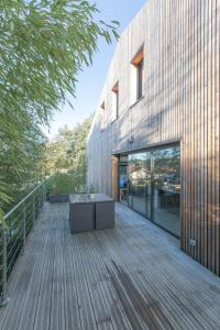 Villas Modern Villa Close to Beach : photos des chambres