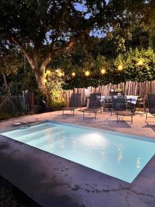 Villas Modern Villa Close to Beach : photos des chambres