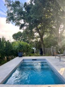Villas Modern Villa Close to Beach : photos des chambres