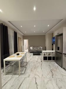 Urban Luxy Staycation