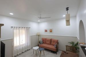 Mount Stay 2 & 3 BHK Luxury Villas