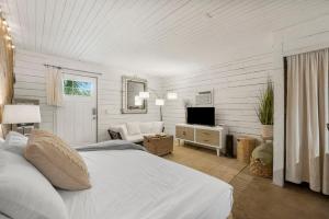 Cowboy Cottage by Beach Haven Vacation Rentals