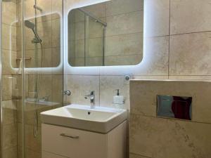 Apartamenty Izerskie Górska 8 - blisko Park i Dom Zdrojowy oraz wyjście na Sky Walk