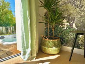 Chambres avec Jacuzzi privatif - Kassiopée Bed & Spa