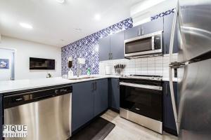 NEW-The Suite Life-2BD-King Bed-WEM & YEG Airport