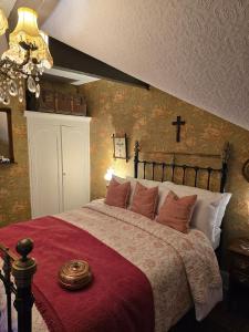 Quirky Victorian themed home