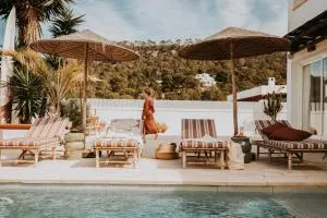 Casa Stellar - boutique villa with private heated pool and sea view - sustainably solar powered - 圣何塞德萨塔莱阿