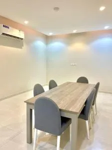 مروج ضباء للشقق الفندقيه - Ḑubā