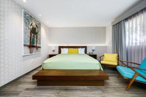 The Skylark, a Palm Springs Hotel