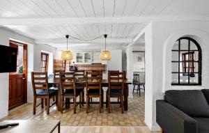 4 Bedroom Awesome Home In Rudkøbing