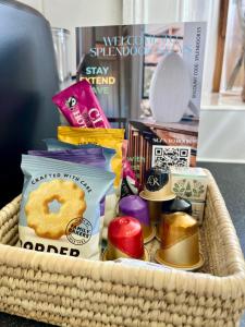 High Street Haven nr Blenheim Palace