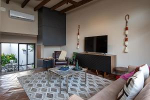 Casona del Buen Huerto, Modern 2BR Home in Queretaro