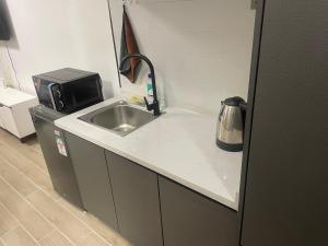 Taurus residences B2-9 near JKIA , SGR and expressway transit stay