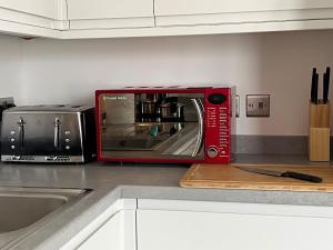 1 Bedroom Apartment - Free Parking