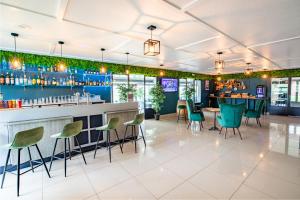 Hotels Kyriad Valenciennes Sud - Rouvignies : photos des chambres