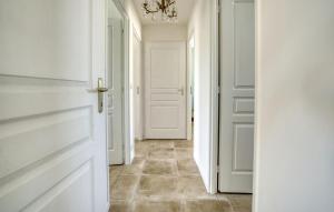 Maisons de vacances Nice Home In Semussac : photos des chambres