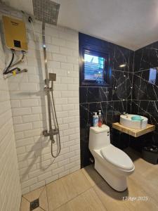 Jolie Joes One Bedroom Unit