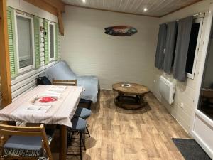 Campings Mobilhome - Aiguebellette 73 : photos des chambres