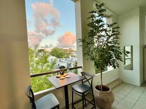 Surry Hills Loft-Style Heritage 1BR - Indoor Pool, Sauna & Gym