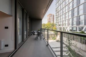 Impressive 2BR 2BA Parque Arauco mall