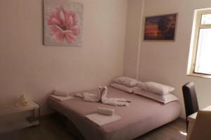 Apartments with parking space Hvar - 21877